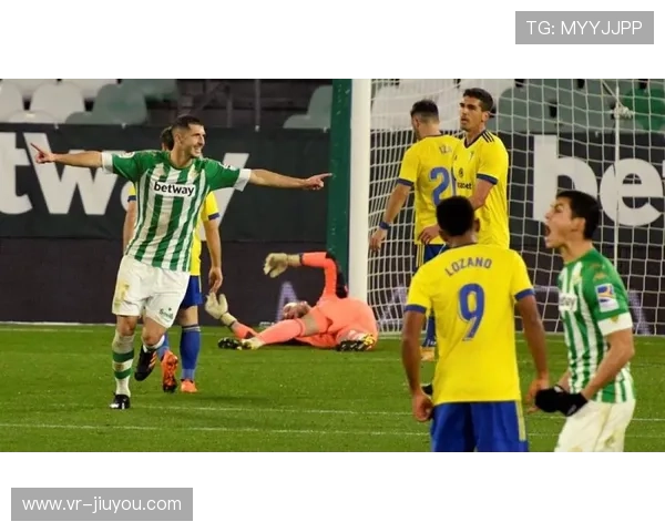 贝蒂斯中场控制力提升，欧战资格争夺现转机